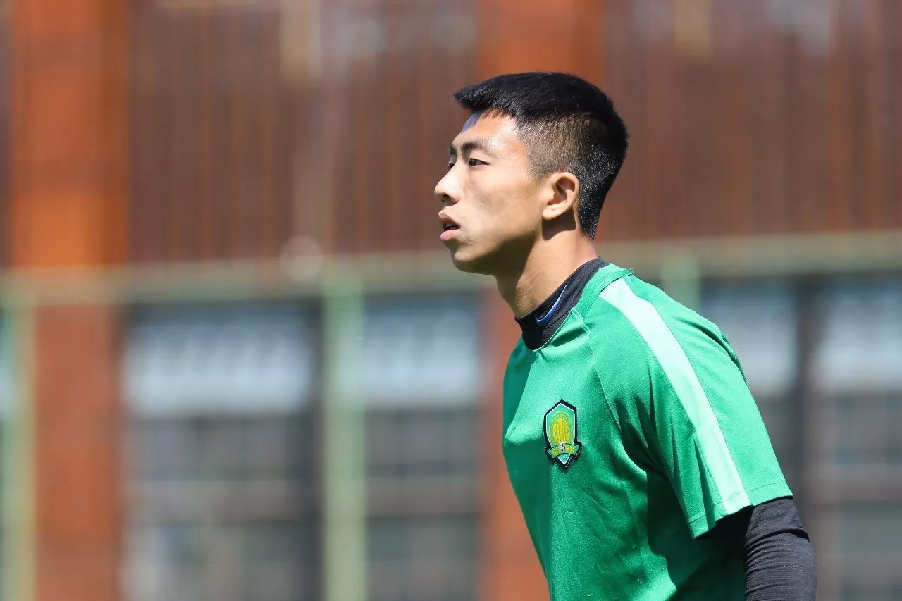 北京国安郭全博身高和体重,郭全博真实照片