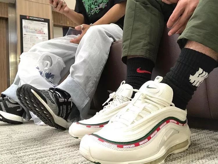 拉帮结派,拉帮结派潮流鞋