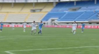 中甲保级战浙江毅腾球员疑似遭安保殴打，比赛一度中断