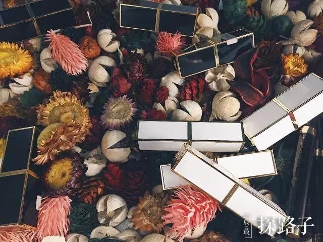 探路子丨价格堪比免税店！在这间「仓库」里居然还能买到断货口红！