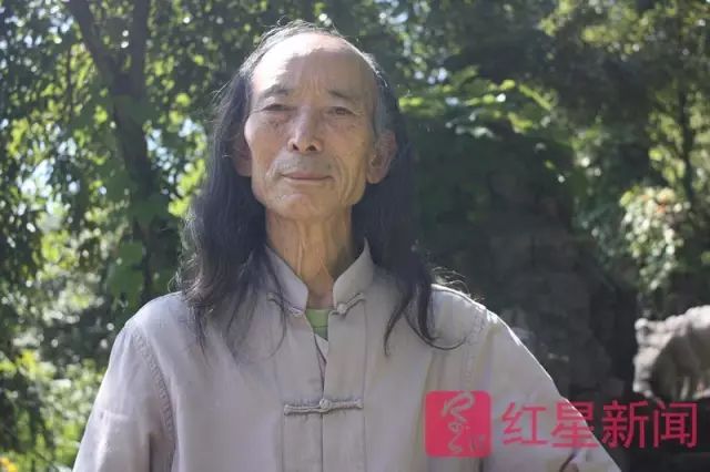 他隐姓埋名20多年,他隐居深山19年