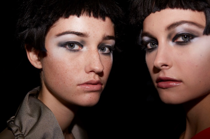 阿玛尼2018春季时装周,阿玛尼新款女装搭配图