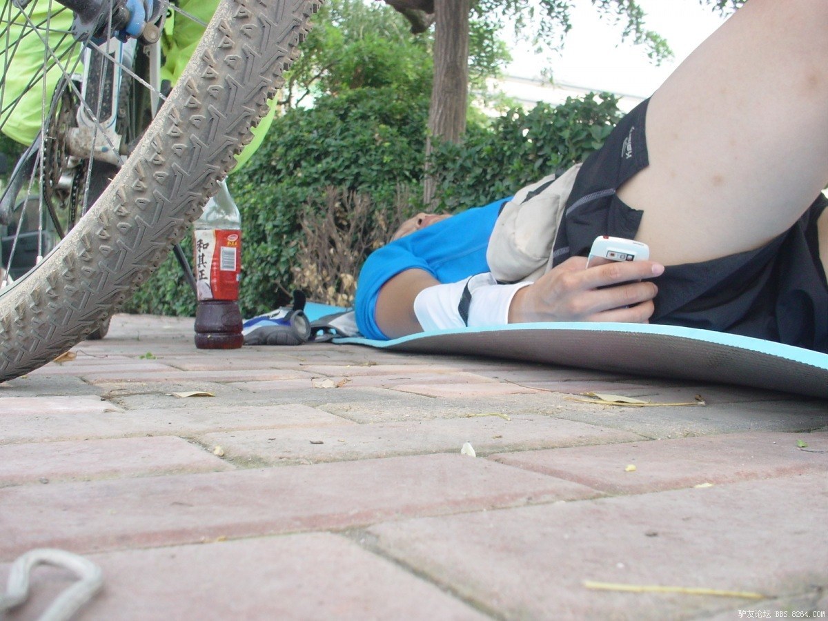 一个人一台车到西藏,一个人一辆车直通拉萨