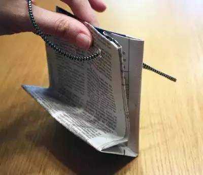 「环保DIY」变废为宝，旧报纸神奇变身环保纸袋！