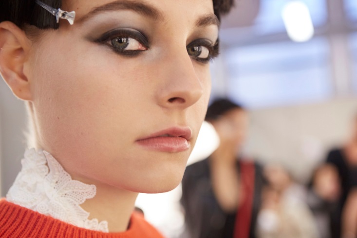 阿玛尼2018春季时装周,阿玛尼新款女装搭配图