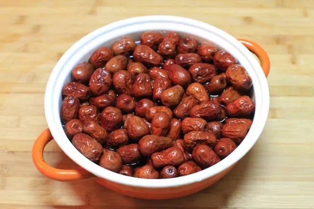 红枣的吃法你们还不知道吧,红枣怎么吃又硬又好吃