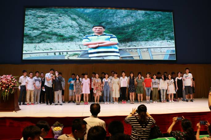 南京十二中考入清华,南京市十二中百年校庆同学录