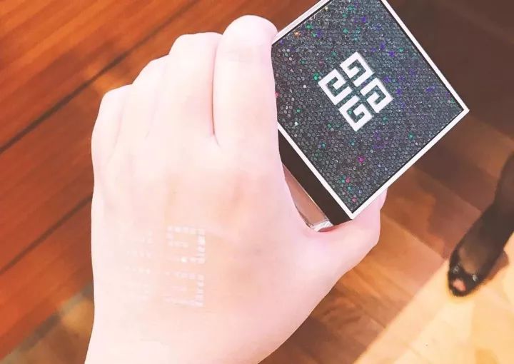 香奈儿纪梵希最好的单品是什么,香奈儿mac口红