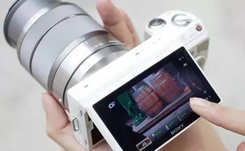 微单单反到底哪个更适合摄影新手,24款微单和单反相机推荐