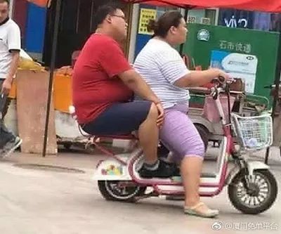 囧吐槽：社会我哈哥，狗怂话还多