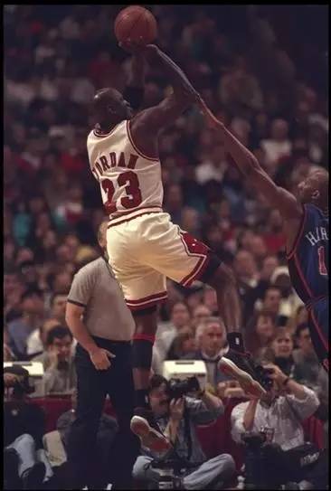 新手打板投篮教学,新手怎么学投篮