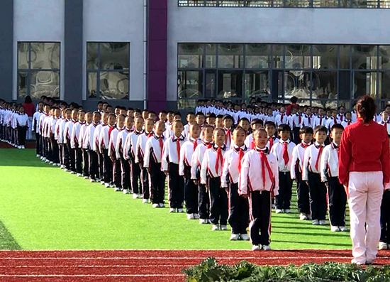 小学队列队形广播操比赛,展礼仪风采树文明形象宣传视频