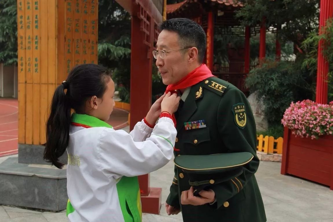 少先队喜迎十九大主题活动,喜迎少先队建队74周年