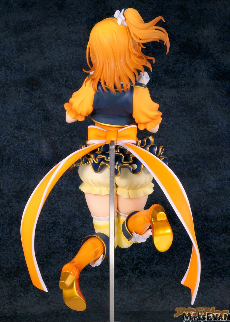 14年发售的lovelive手办 (lovelive手办价格表)