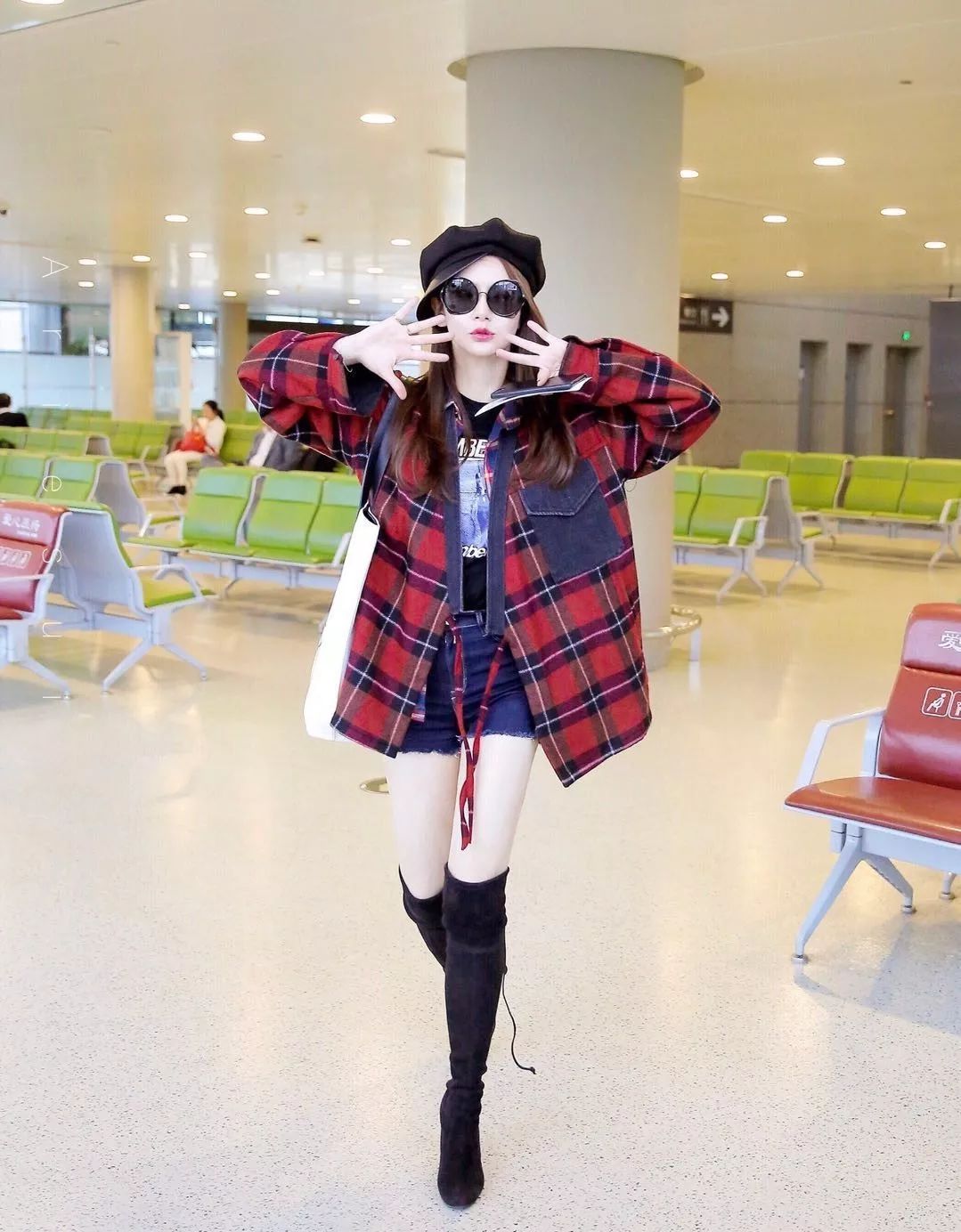 秋冬大换季 花儿挑新装 看时尚精对平庸说NO!