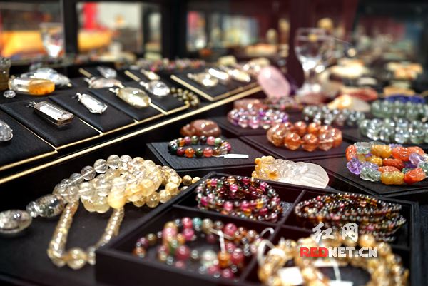 晚安中国红木馆官网,晚安红木馆代言人