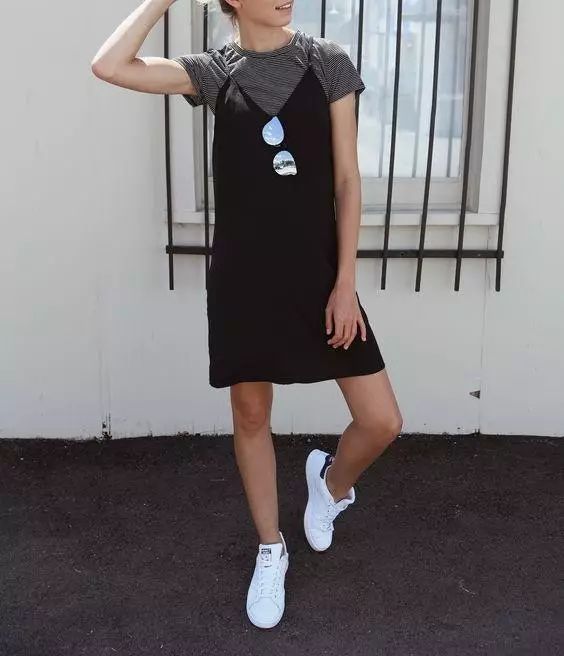 夏天肩背厚怎么穿显瘦,肩膀太宽怎么穿衣服显瘦