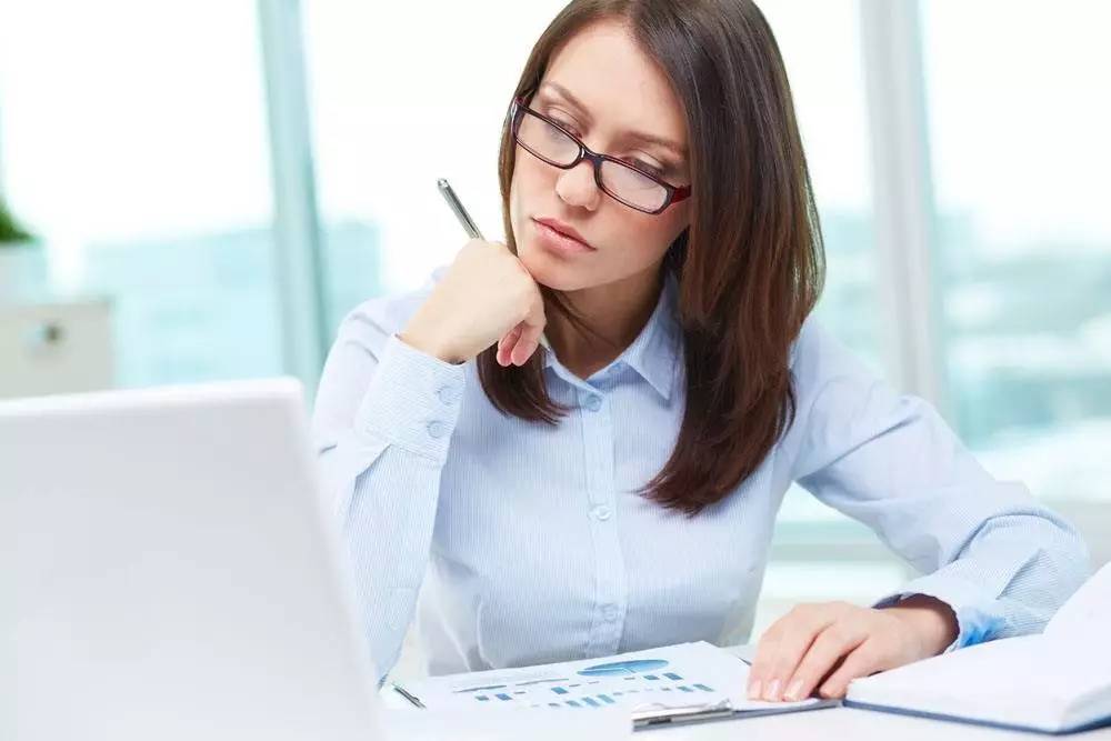 久坐髋关节会出现问题吗,久坐髋关节疼痛走几步又好了