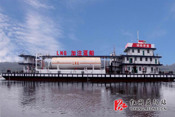 从小木船到航空母舰,从扬帆起航到乘风破浪