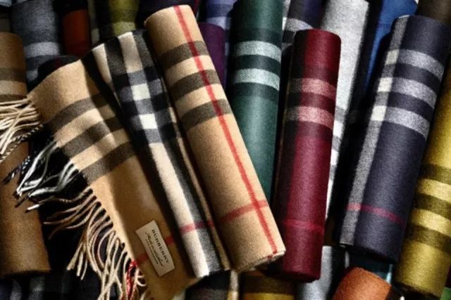 acne围巾同款,acne羊绒围巾的搭配