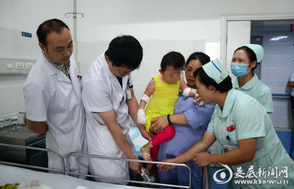 “明天计划”免费手术让残疾孤儿绽放笑颜