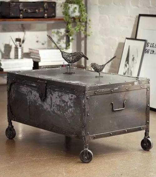 坏了的行李箱怎么利用,旅行箱烂了用什么补好看