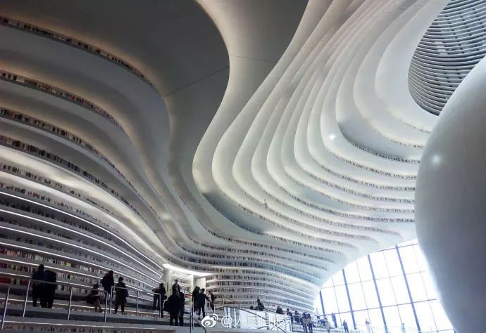 10.27日｜新早读来了！科幻片里才有的建筑！天津的这个图书馆火了！