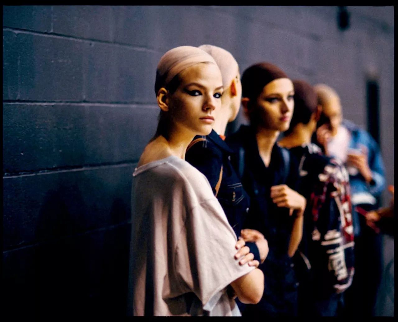 适合亚洲人的八种眼线画法 (眼线怎么画好看又粗又黑)