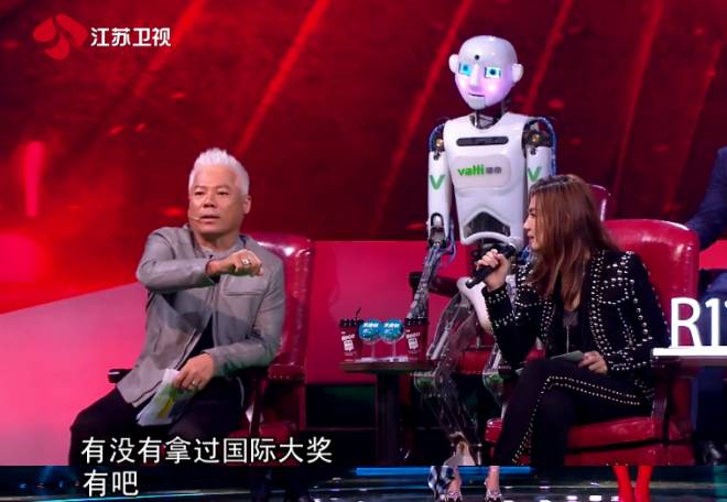 张杰跳高,张杰周杰伦打篮球