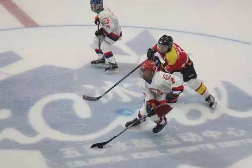 加拿大的冰球到底有多强大,加拿大为何多华人