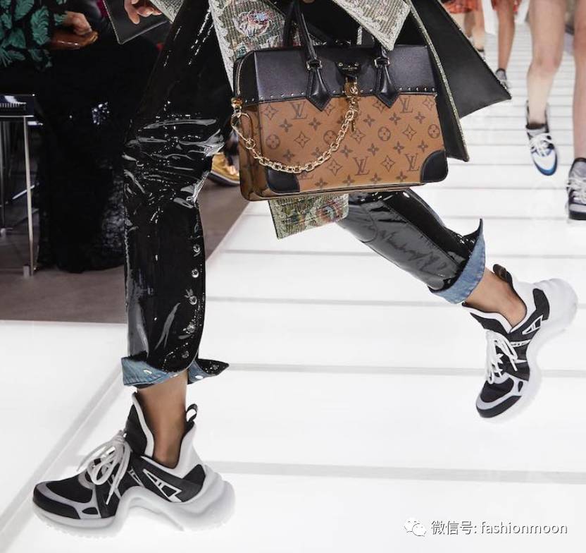 近期时髦好看的26双球鞋,8月至今）