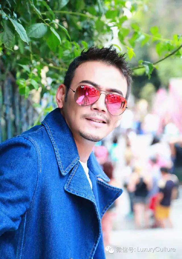 杨烁行走的荷尔蒙痞帅,杨烁低音炮雅痞