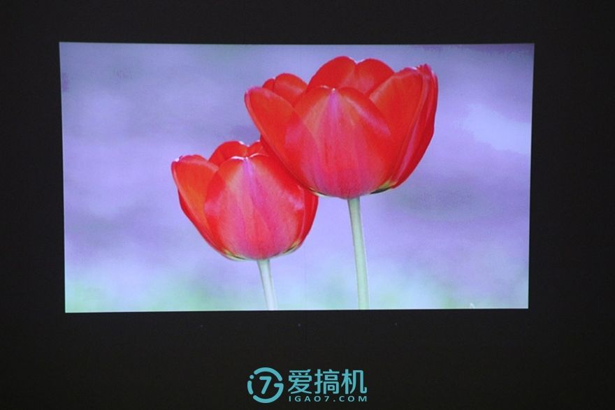 微型触控投影TouchjetPond智能触控投影仪评测