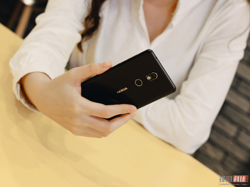 蔡司加强版和星趣控,诺基亚nokia7评测视频