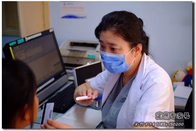 「热点」眼科专家门诊淘干货之二：眼睛总有分泌物是不是遗传，需要手术吗？