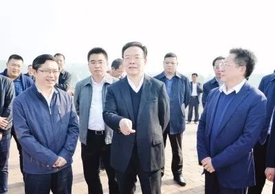 「头条」侯晓春在邻水县调研时强调深入学习宣传贯彻*党**的十九大精神坚定信心鼓足干劲努力实现新跨越