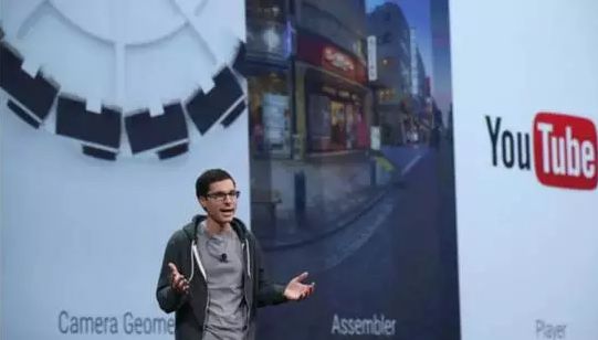 小米笔记本部分配置曝光；微信老外产品经理跳槽Facebook|雷锋早报