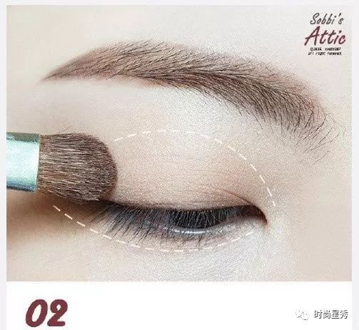 推荐菲鹿儿眼影盘的美妆博主,化妆师必入的日常妆眼影盘