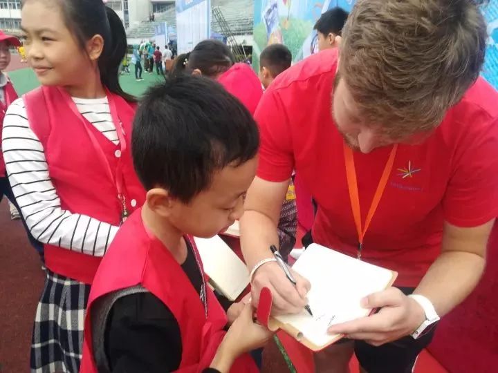 家长们请查收宝贝们的照片,请家长查收小可爱照片怎么回复