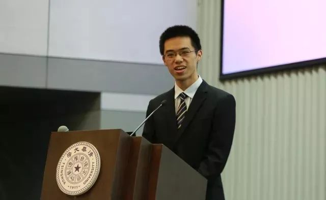 微言夜读｜这些清华才俊说了，唯青春与梦想不可辜负！