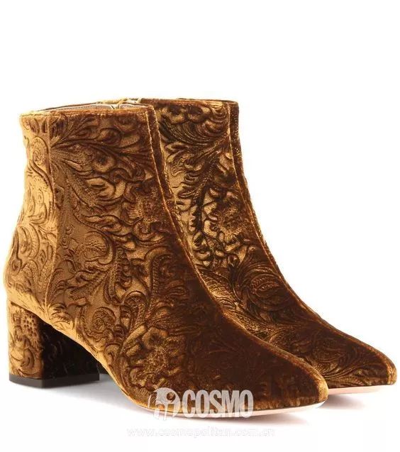 时髦办｜看厌了基础款丝绒短靴的我还能作什么妖？