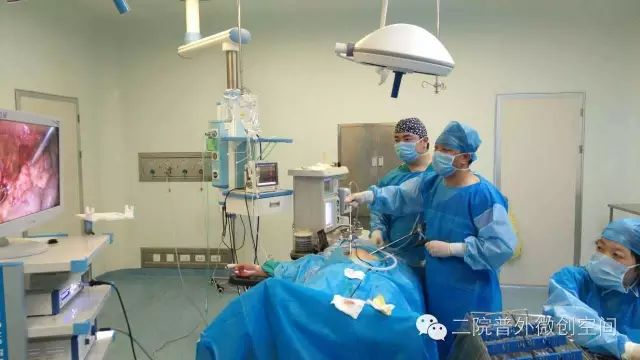 「病人故事」耄耋胃穿孔老人经微创手术治疗后今天痊愈出院啦！这个疾病很凶险，常吃止痛药的朋友要关注哦！