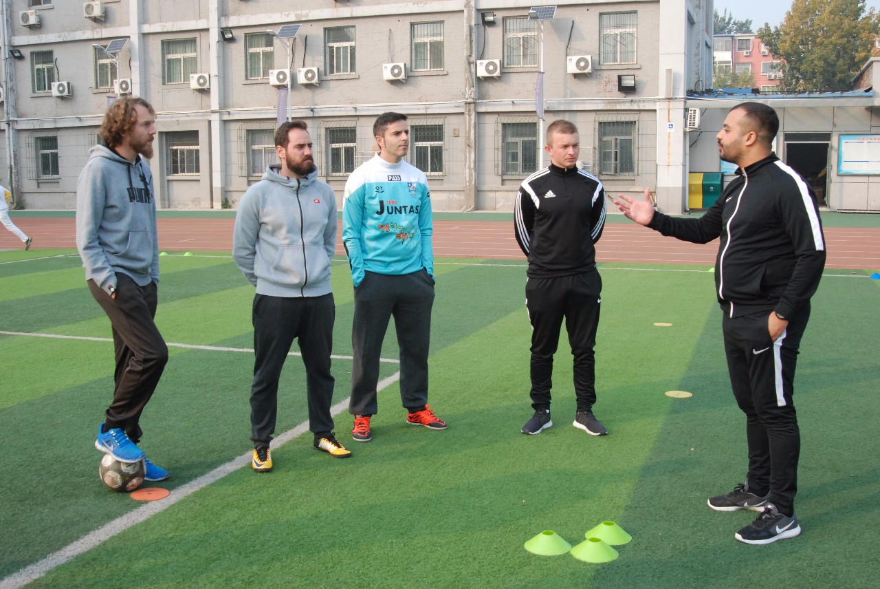 “海外引智”陕西再添4将外教：一定当好这个体育老师