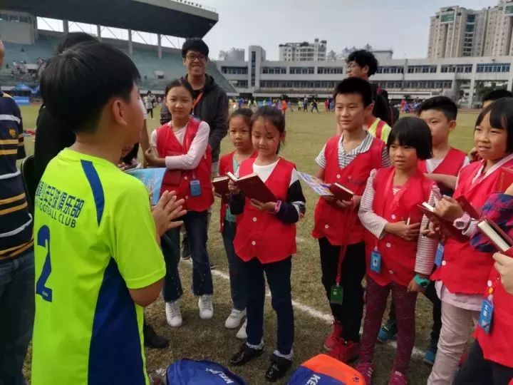 家长们请查收宝贝们的照片,请家长查收小可爱照片怎么回复