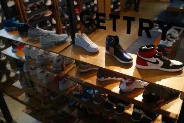 逛完这10家原宿球鞋店后，爆款冷门你想要的这里都有！