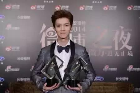 鹿晗鹿晗同款,luhan鹿晗最新视频