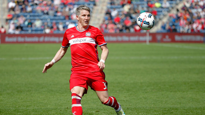 施魏因施泰格在美国的幸福生活：率领球队实现大逆转有望争冠，成了芝加哥宣传使者