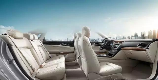 福特内饰为什么臭,福特车内有尾气味道