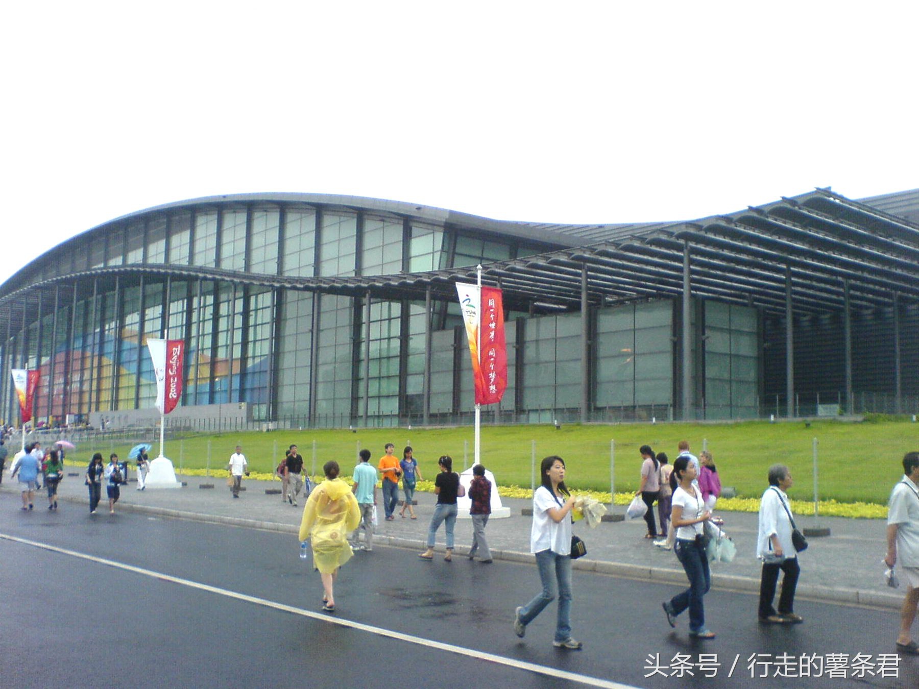 鸟巢体育馆上的鸟窝多高,北京鸟窝属于什么鸟巢