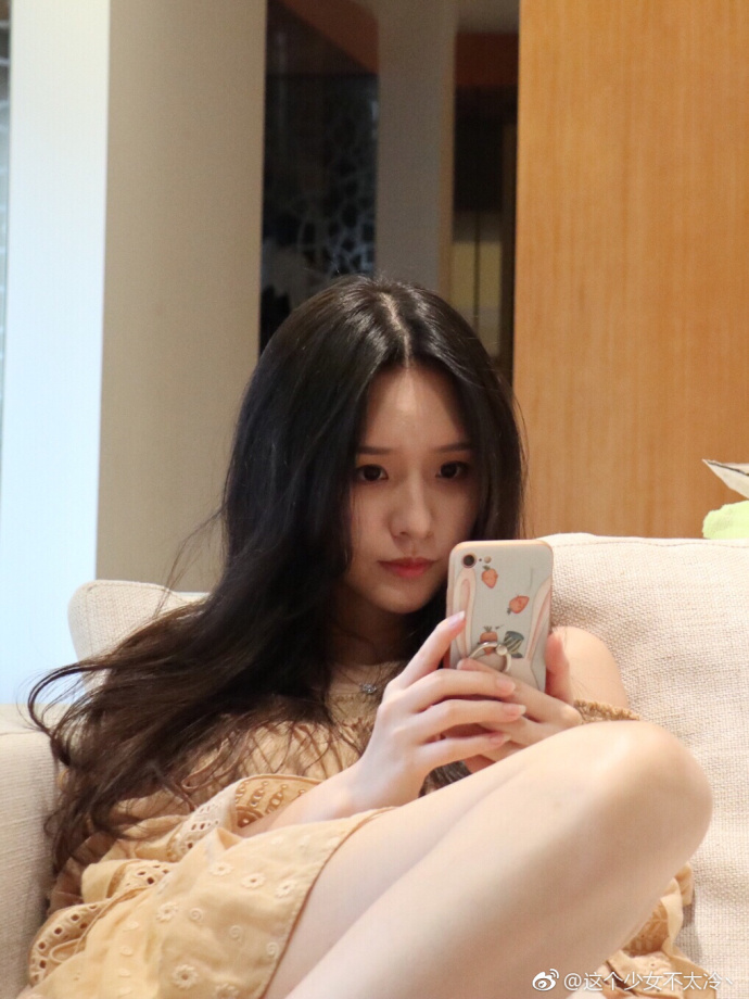 冯提莫阿冷斗鱼视频,斗鱼主播阿冷在哪几个平台